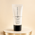 Giorgio Armani UV Master Primer Radiance Protecting Makeup Base